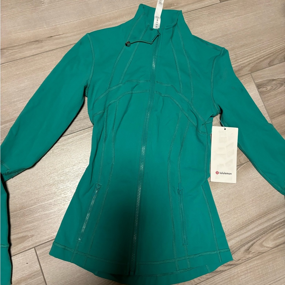 NWT Lululemon Maldives Green Define Jacket Size 2